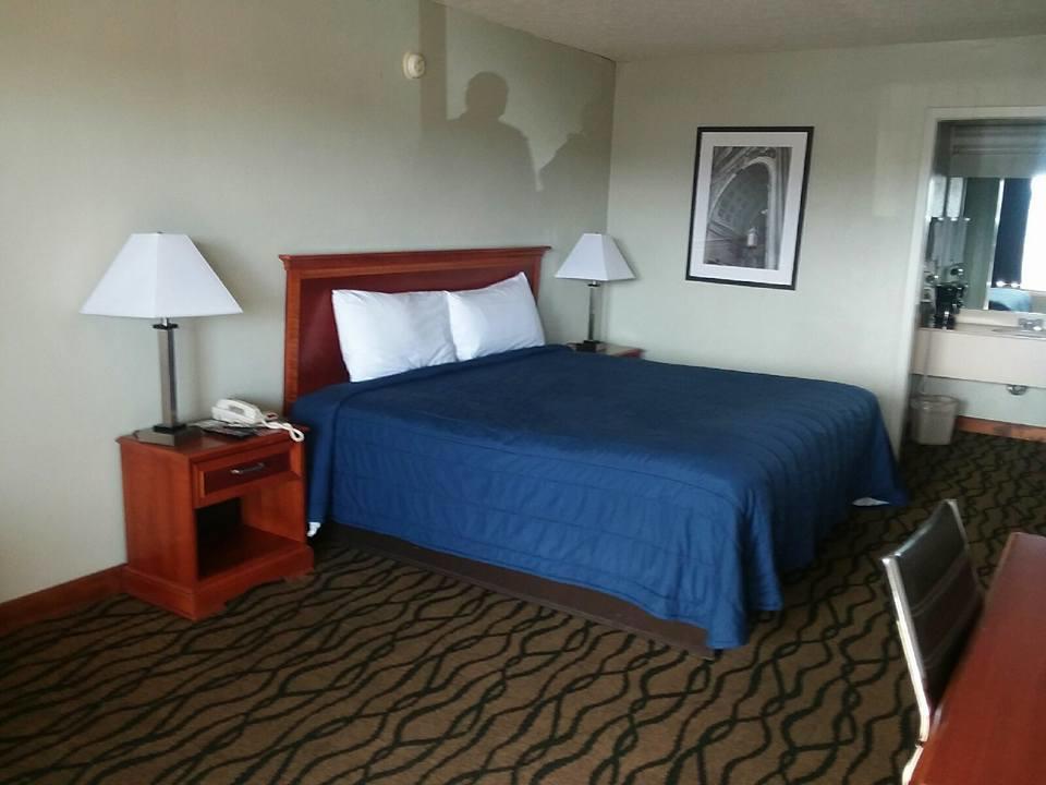 Springfield Inn Tn Bagian luar foto